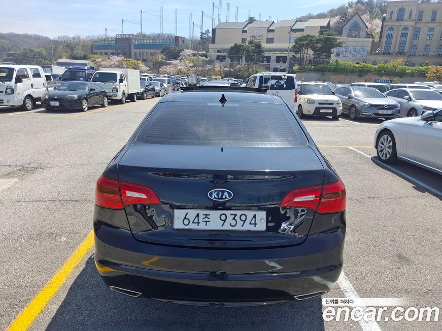 Kia K7 2011