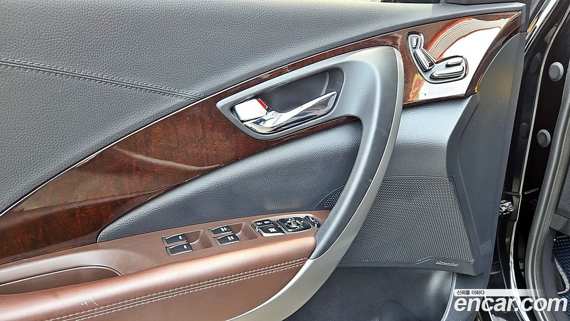 Hyundai Grandeur 2012