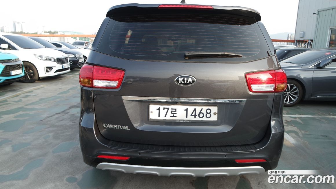 Kia Canival 2018