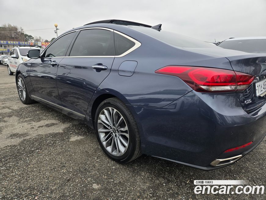 Hyundai Genesis 2016