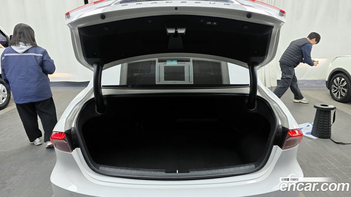 Hyundai Grandeur 2022