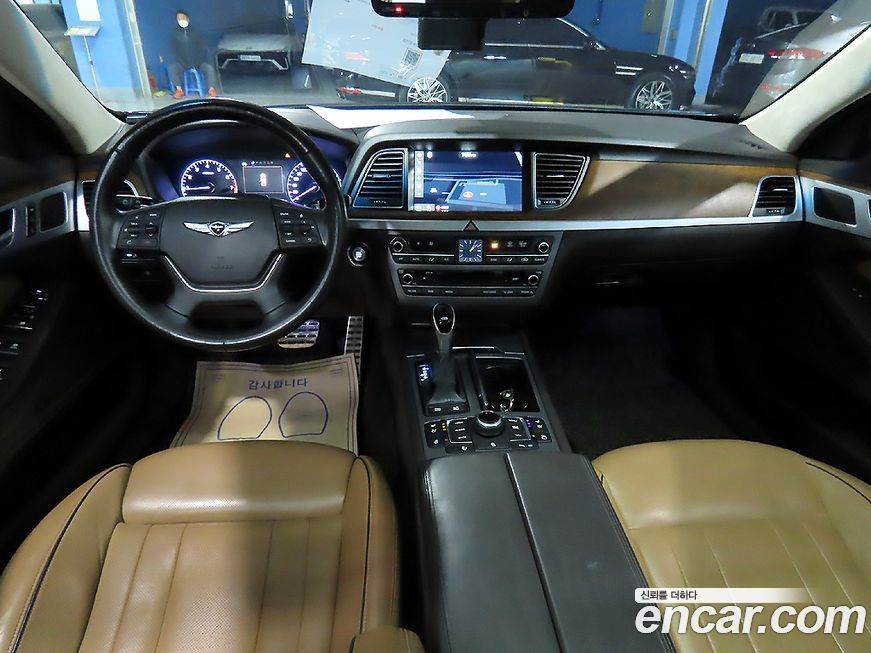 Hyundai Genesis 2016