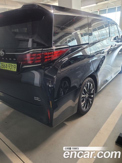 Toyota Alphard 2025