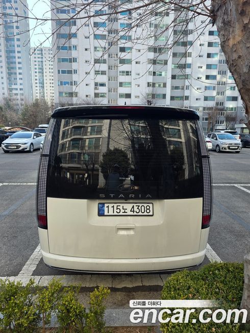 Hyundai Staria 2025