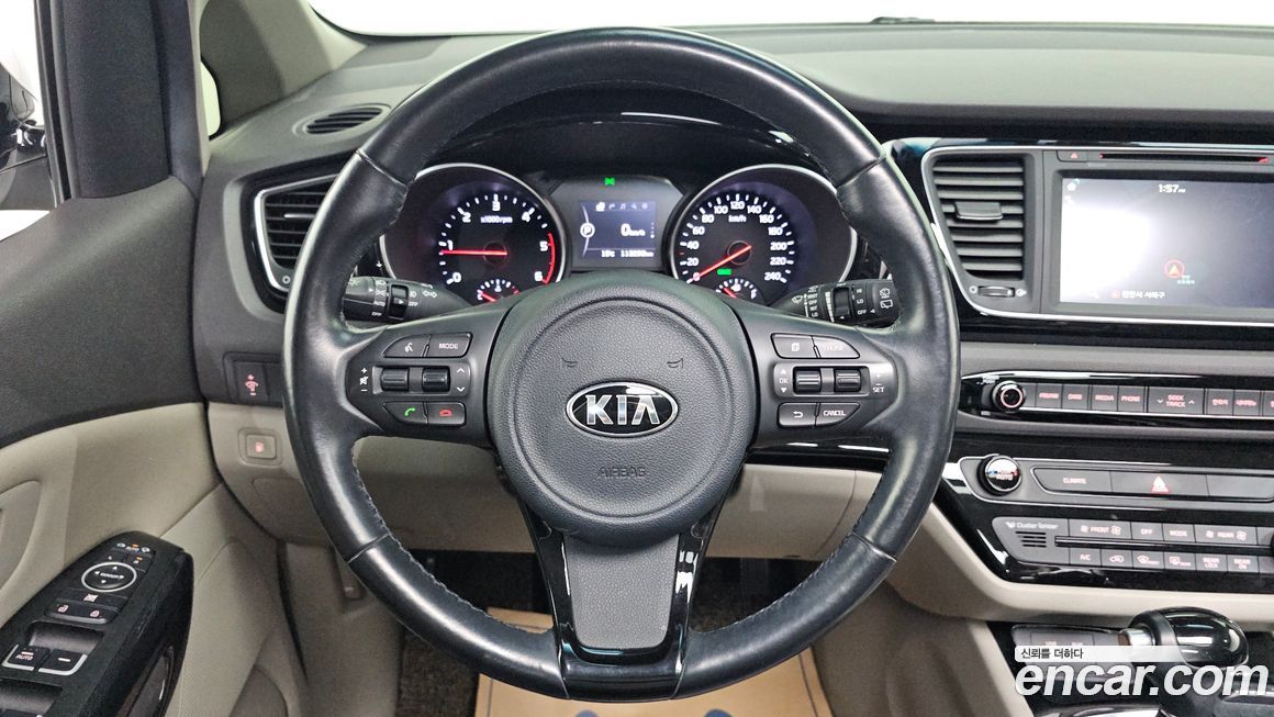 Kia Canival 2015