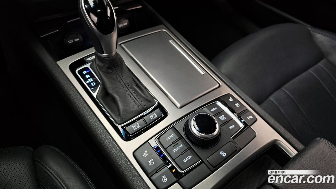 Hyundai Genesis 2014