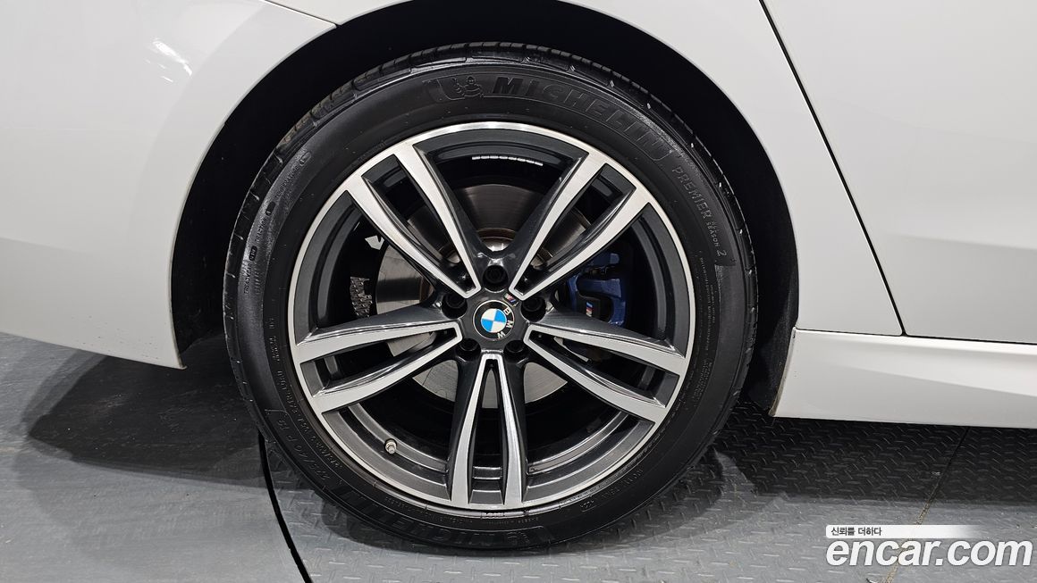 BMW Gran Turismo 2024