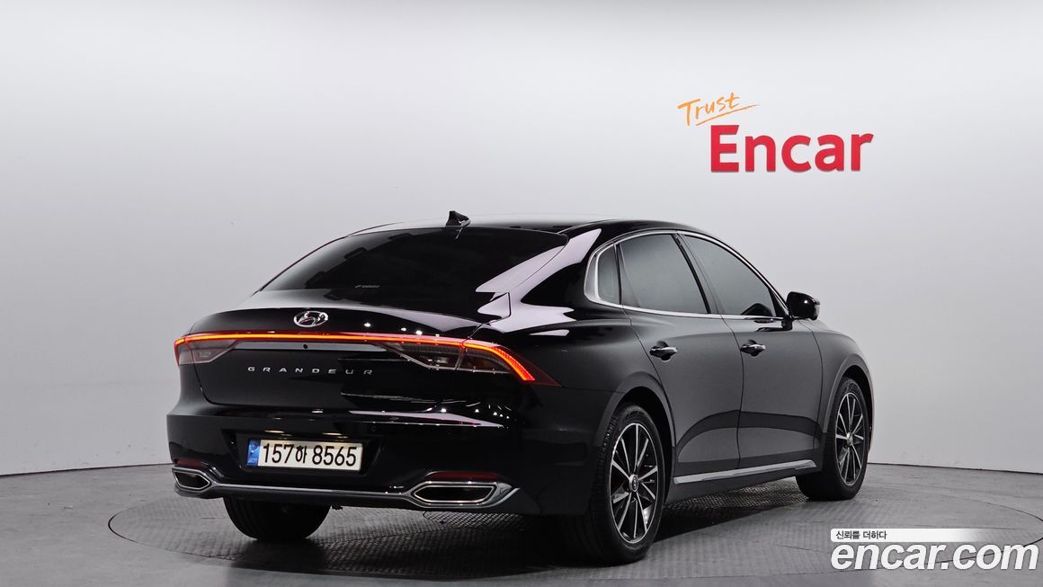 Hyundai Grandeur 2022