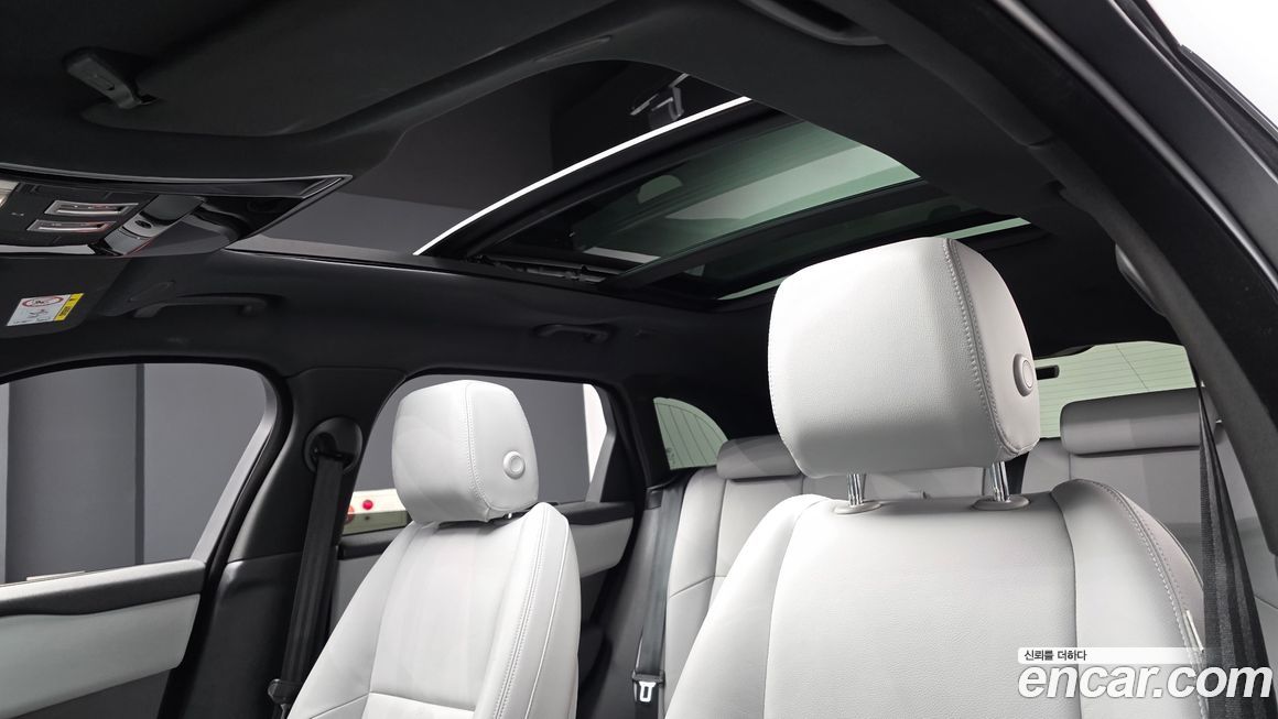 Land Rover Range Rover Velar 2024