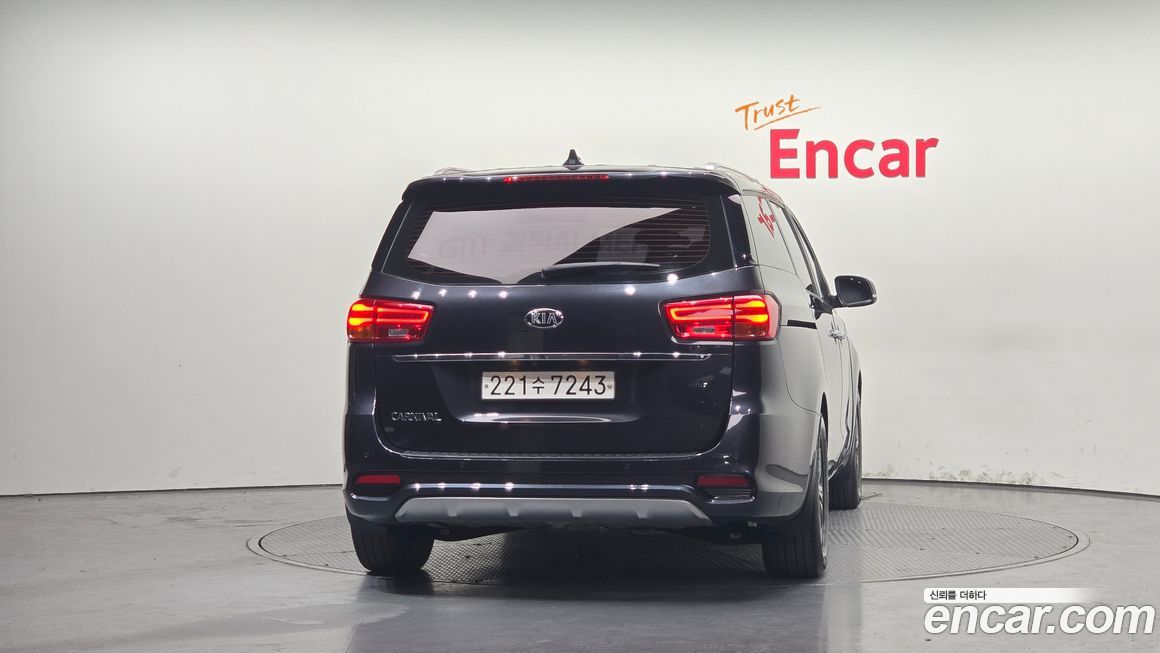 Kia Canival 2019