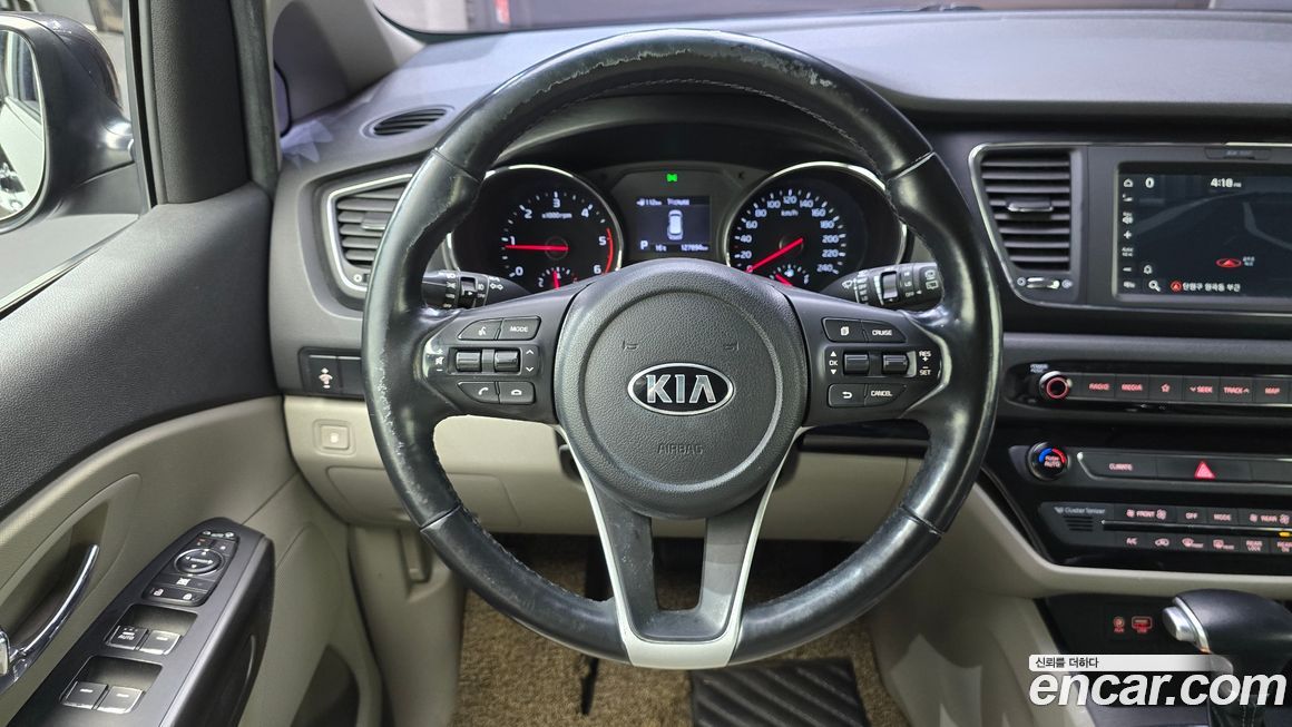Kia Canival 2019