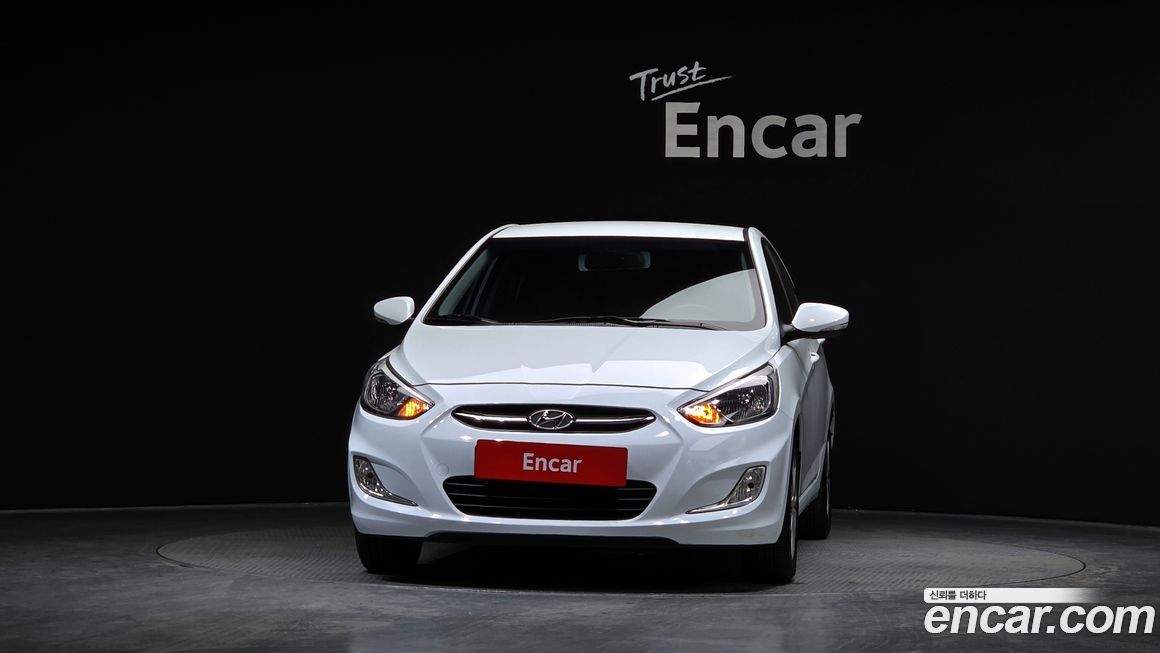 Hyundai Accent 2015