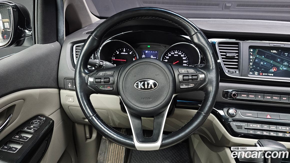 Kia Canival 2018