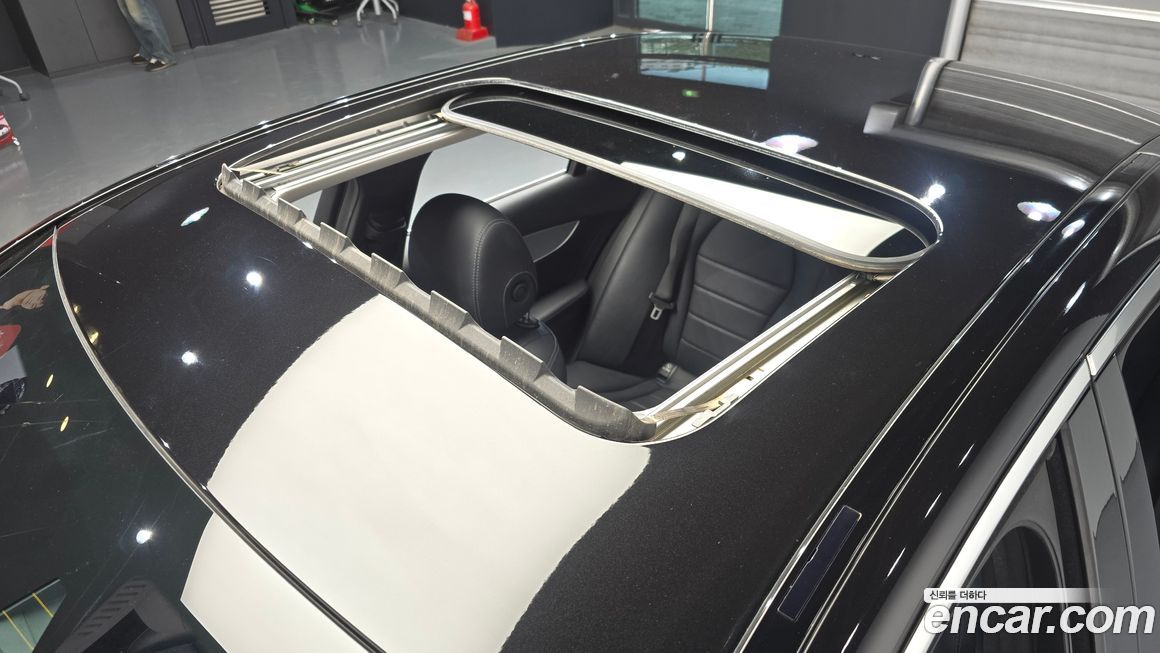 Mercedes-Benz C-Class 2015