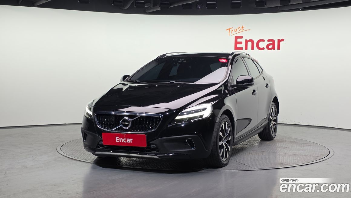 Volvo V40 2019