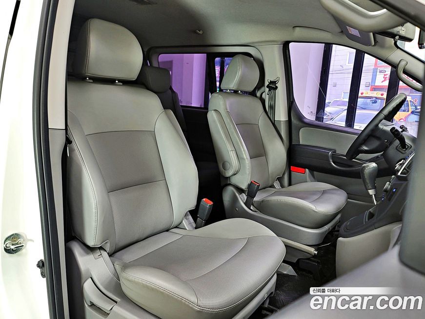 Hyundai Starex 2019
