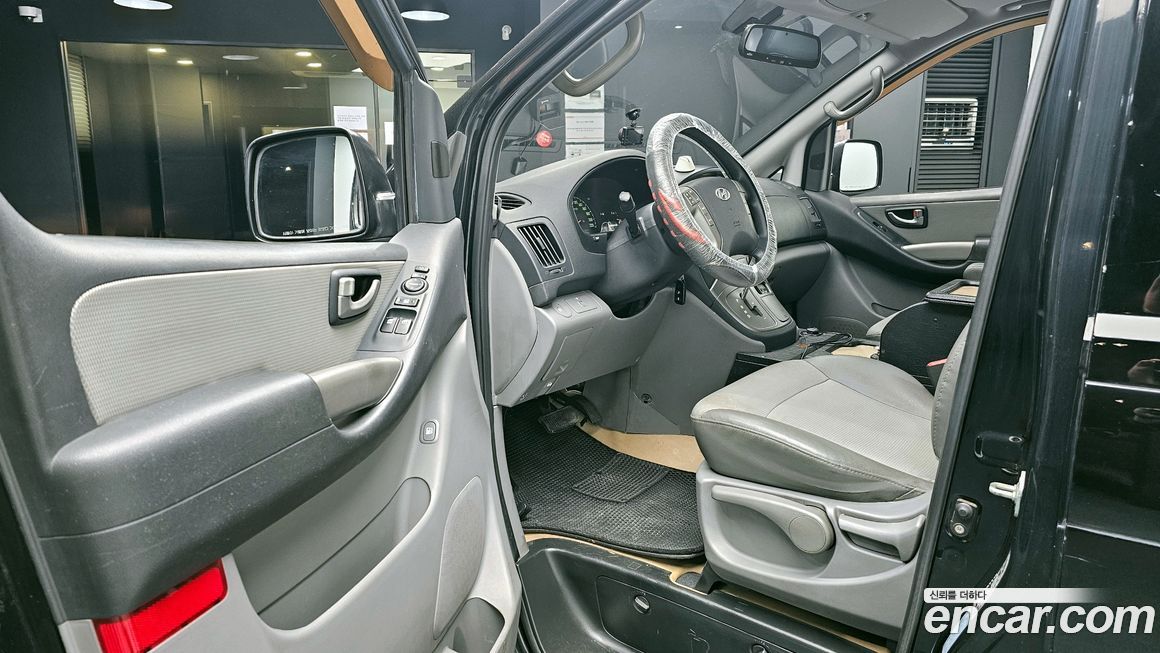 Hyundai Starex 2012