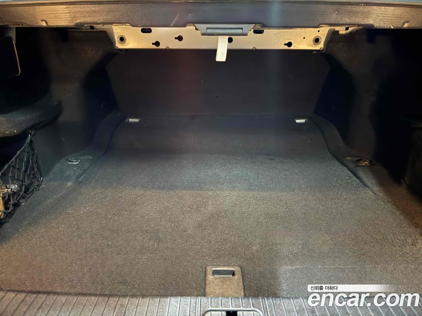 Mercedes-Benz E-Class 2011