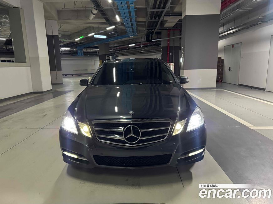Mercedes-Benz E-Class 2011