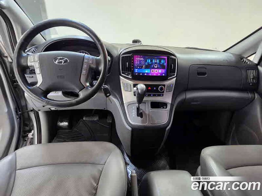 Hyundai Starex 2019