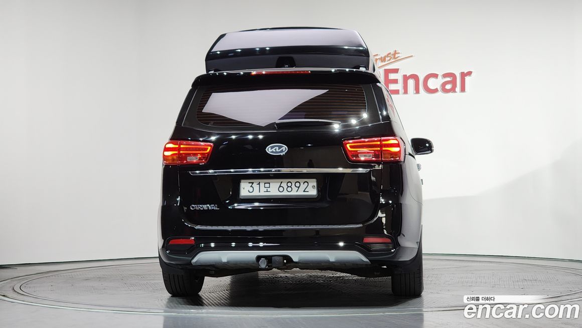 Kia Canival 2019