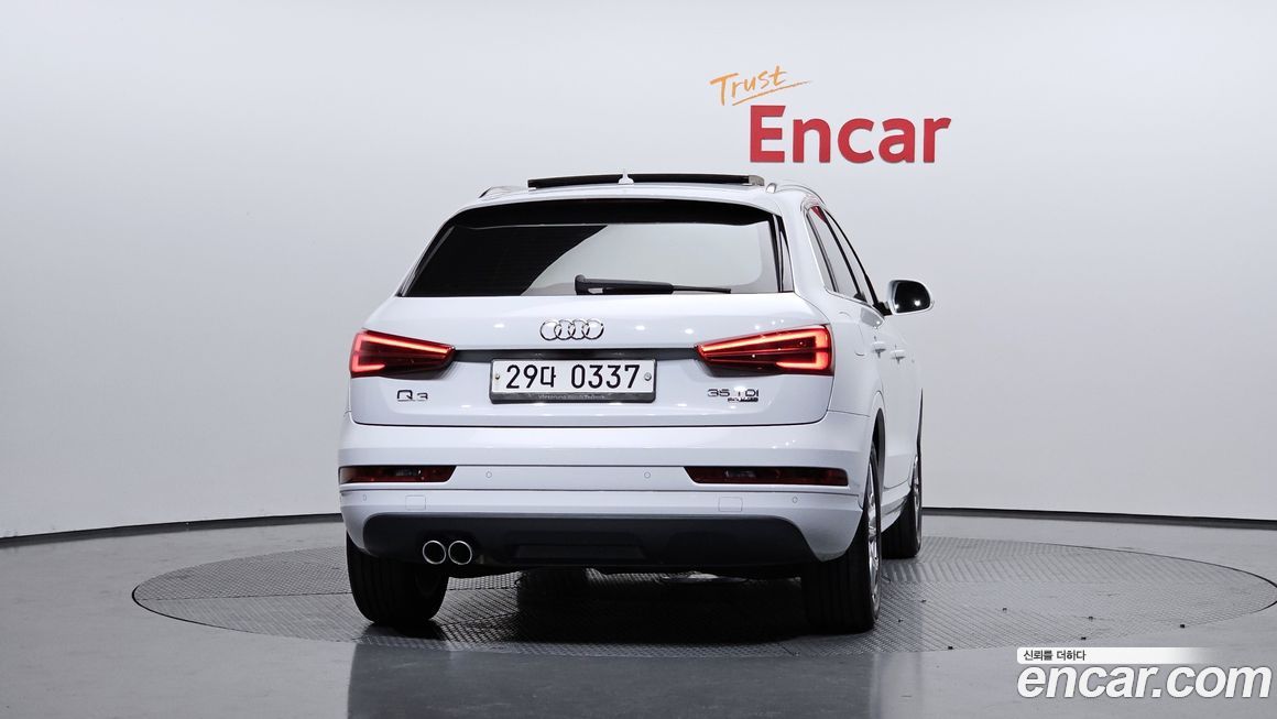 Audi Q3 2015