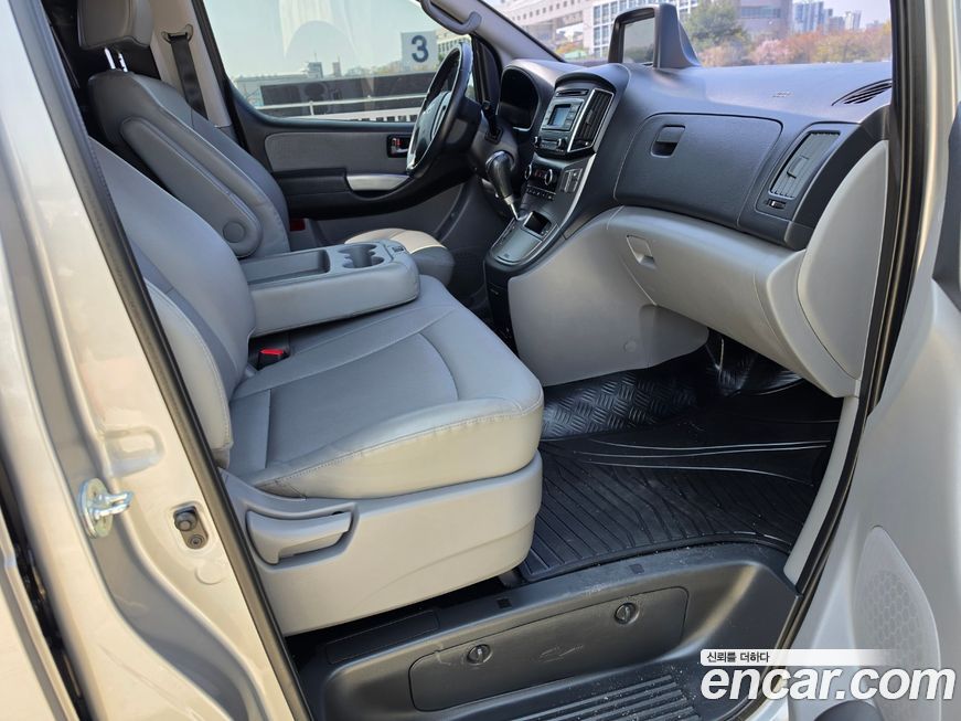 Hyundai Starex 2019