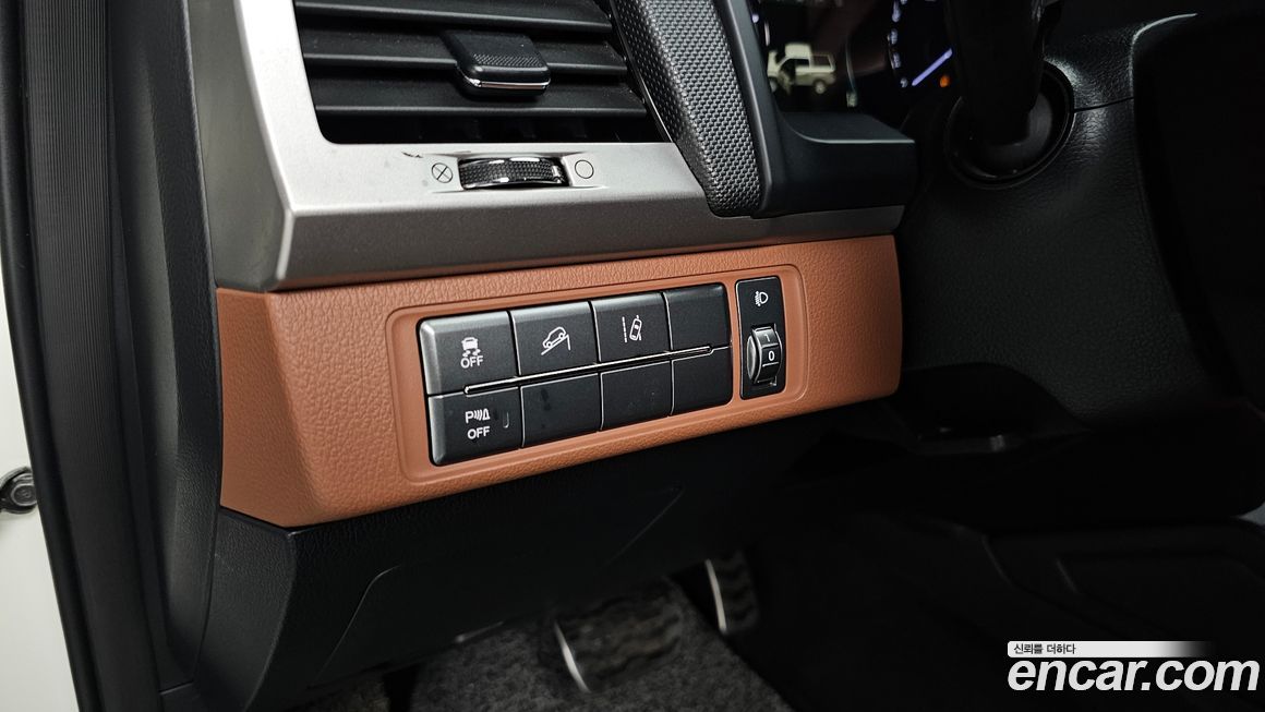 KG_Mobility_Ssangyong Rexton 2019