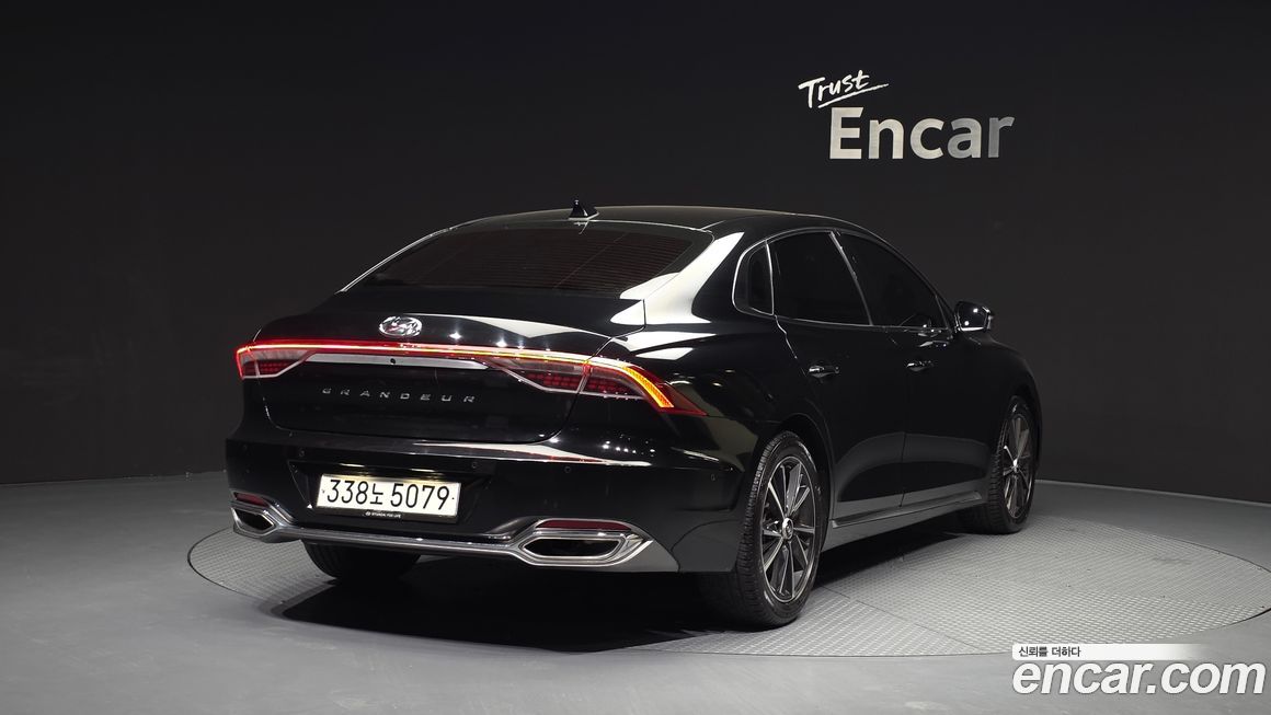 Hyundai Grandeur 2022