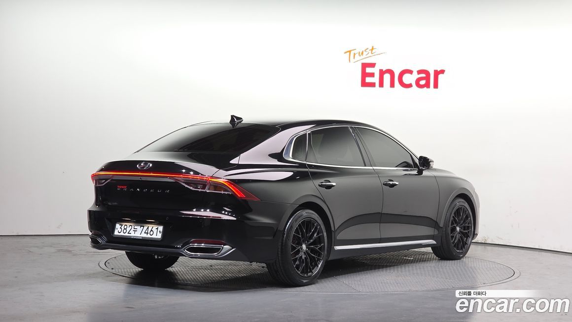 Hyundai Grandeur 2020