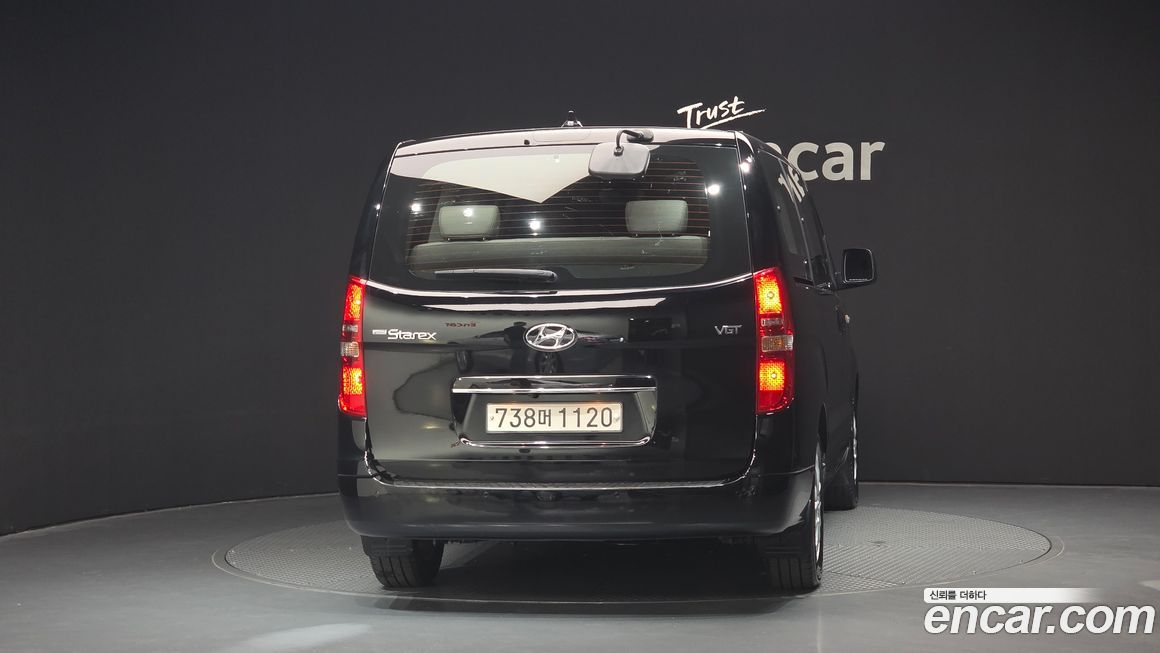 Hyundai Starex 2019