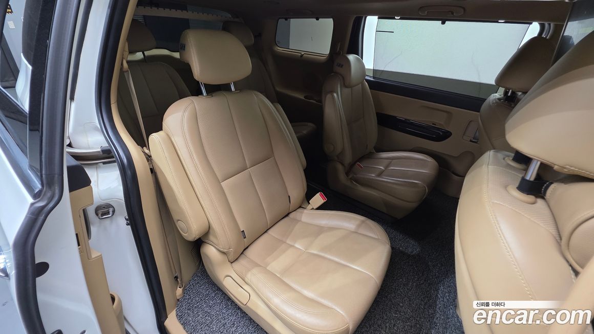 Kia Canival 2019