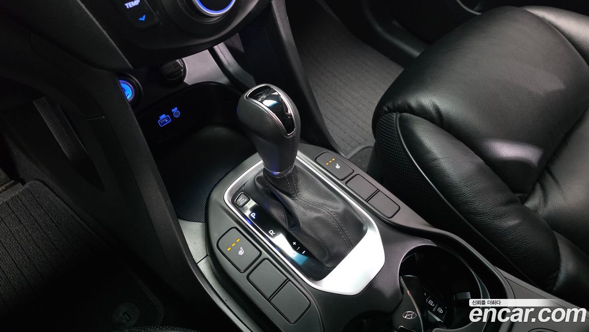 Hyundai Santafe 2016