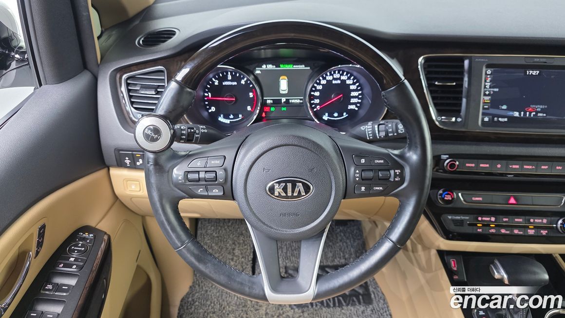 Kia Canival 2019