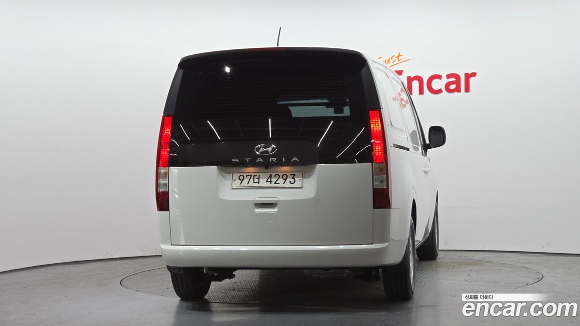 Hyundai Staria 2022