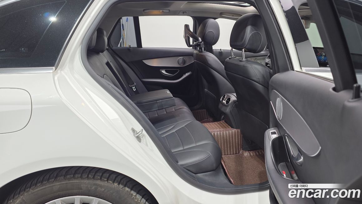 Mercedes-Benz C-Class 2016