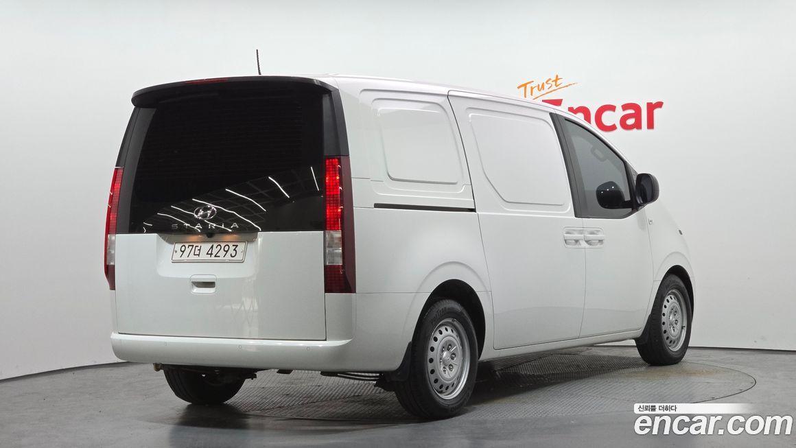 Hyundai Staria 2022