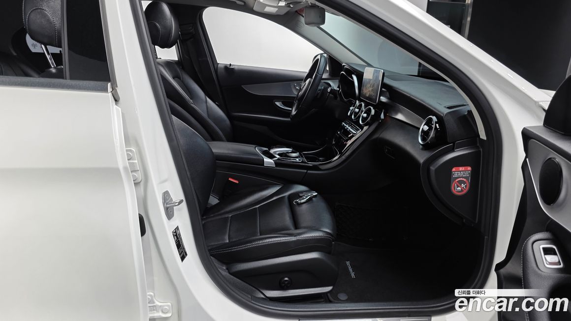 Mercedes-Benz C-Class 2017