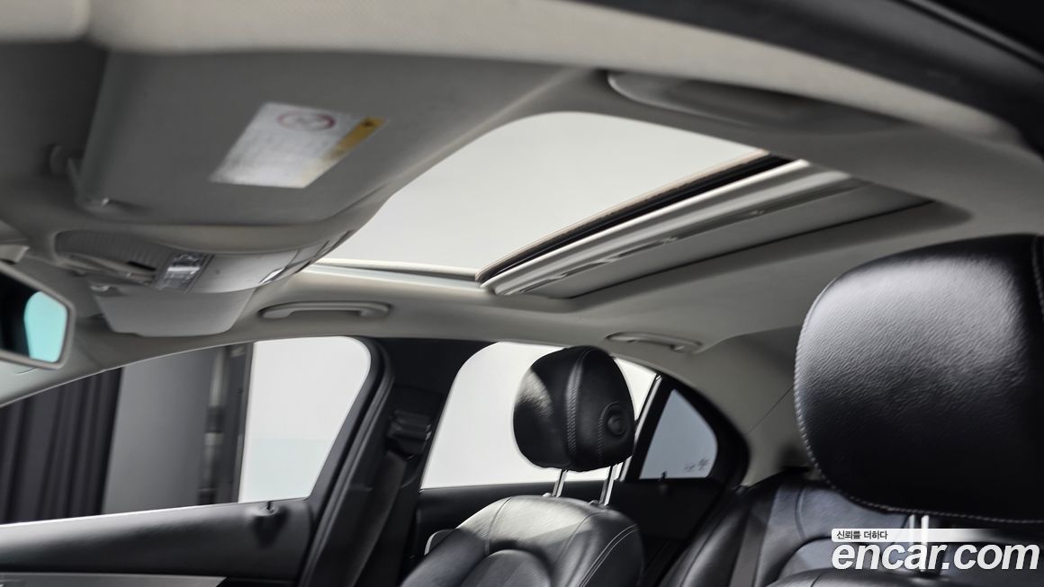 Mercedes-Benz C-Class 2017