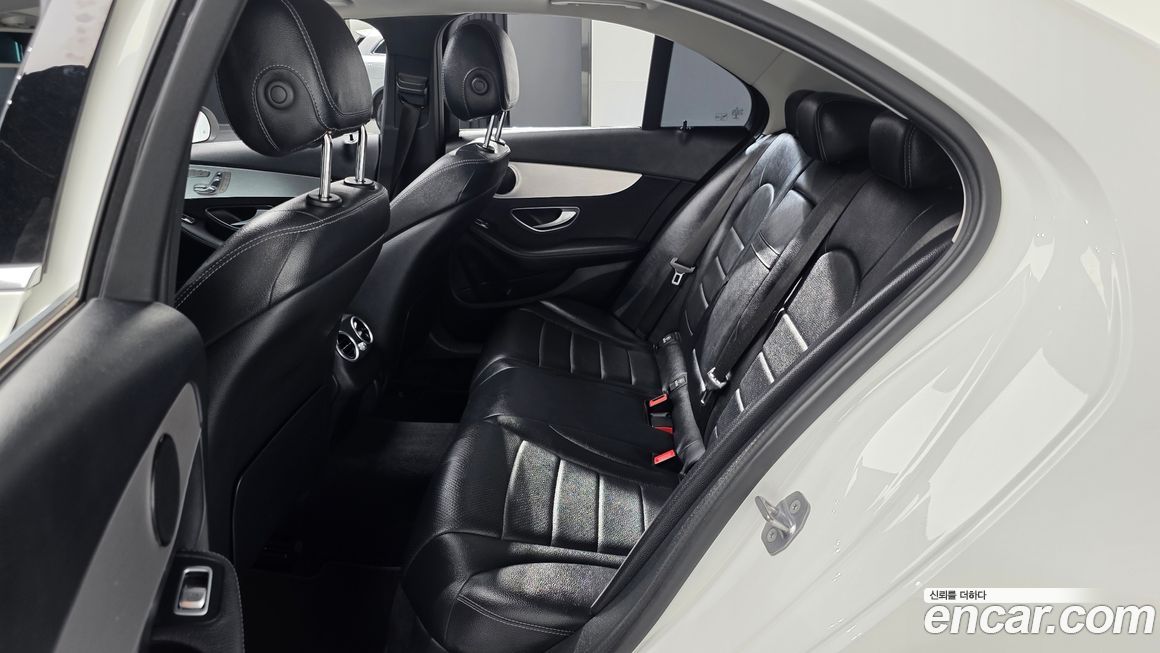 Mercedes-Benz C-Class 2017