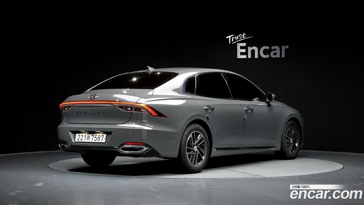 Hyundai Grandeur 2020