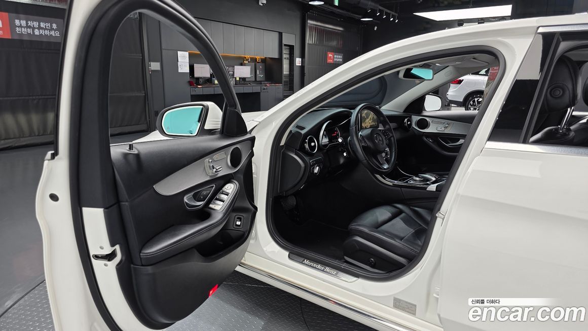 Mercedes-Benz C-Class 2017