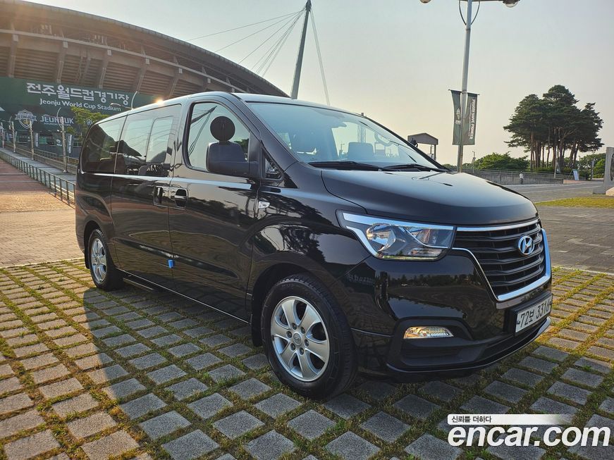 Hyundai Starex 2019