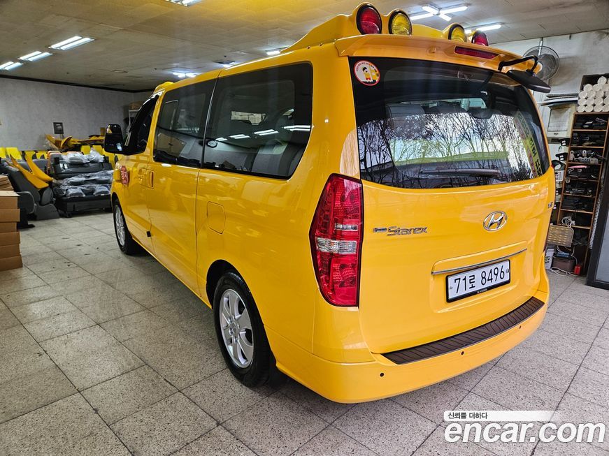 Hyundai Starex 2019