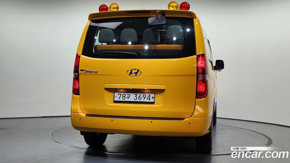 Hyundai Starex 2019