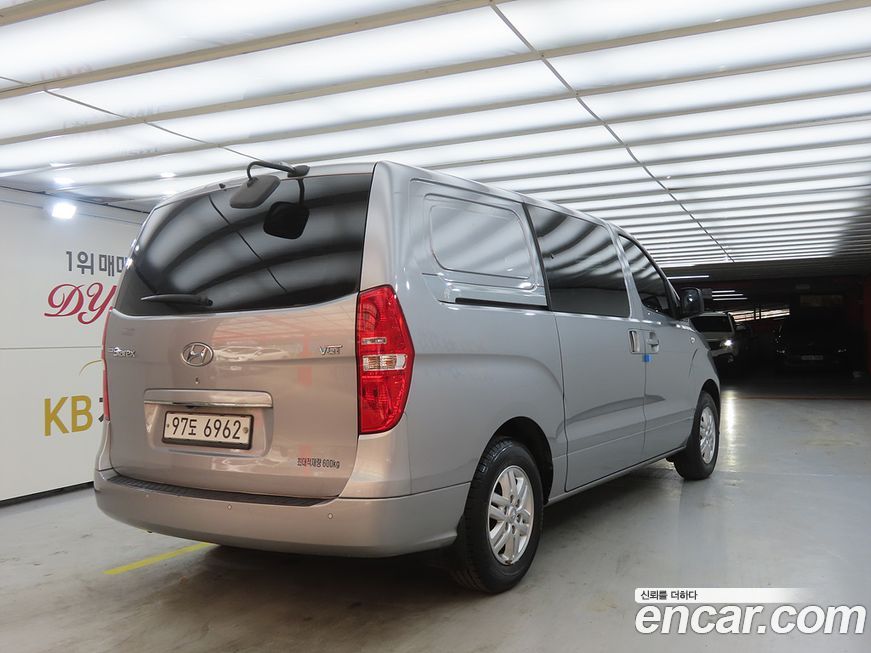 Hyundai Starex 2020