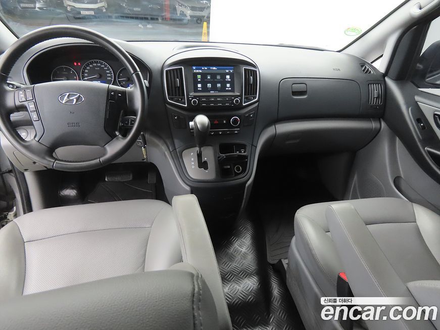Hyundai Starex 2020