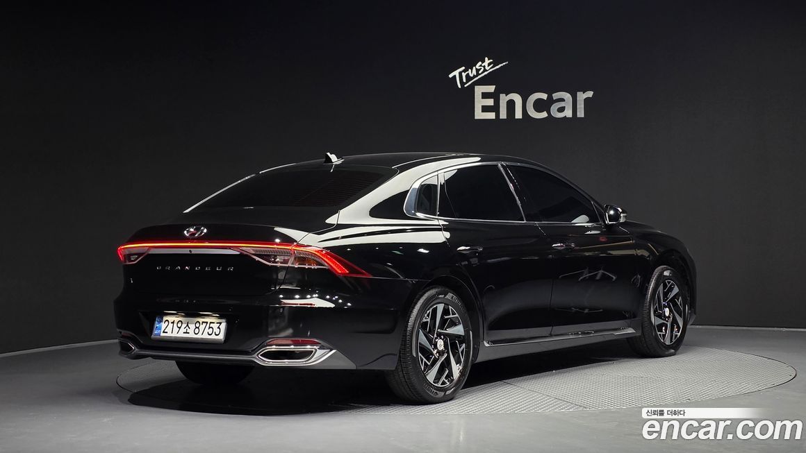 Hyundai Grandeur 2022