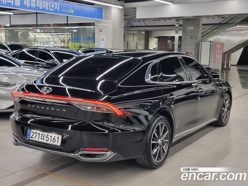 Hyundai Grandeur 2022