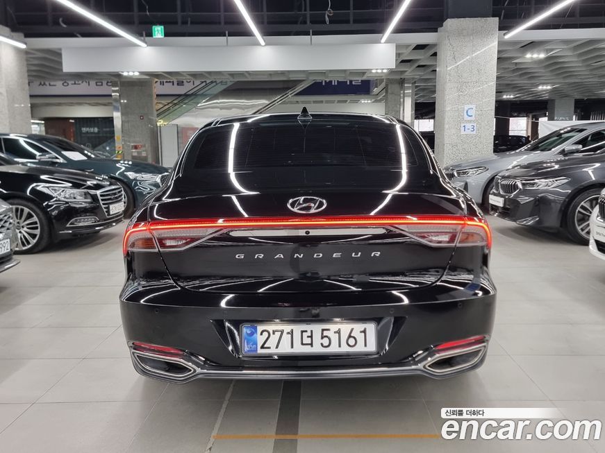 Hyundai Grandeur 2022